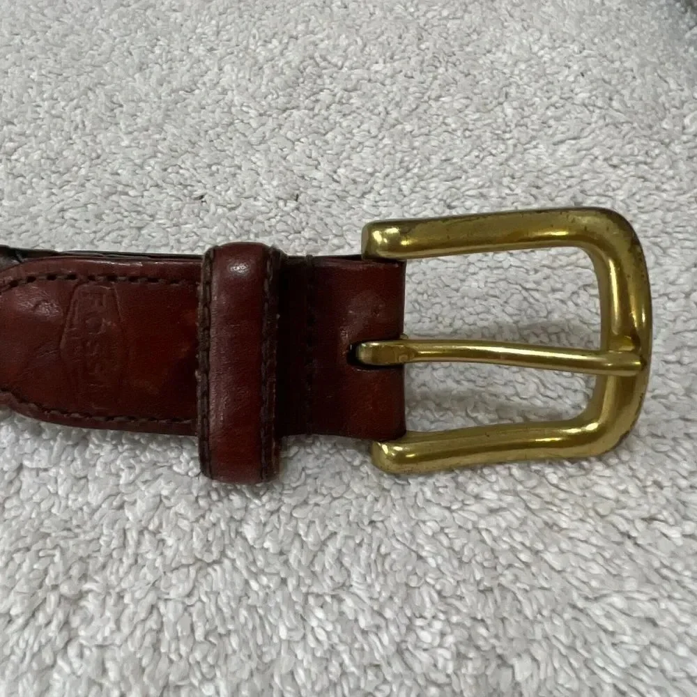 Fossil Mens Brown Woven Braided Leather Belt Size 110/M Solid Brass Buckle *Flaw